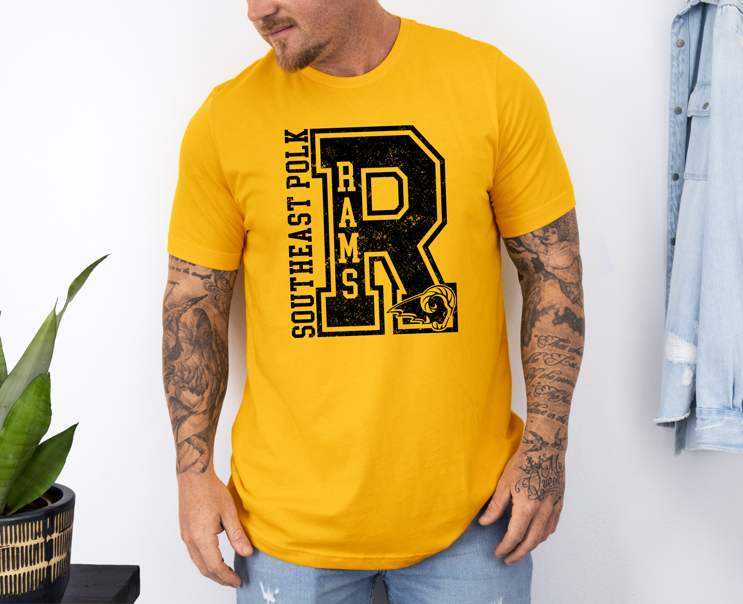R to the Rams T-shirt