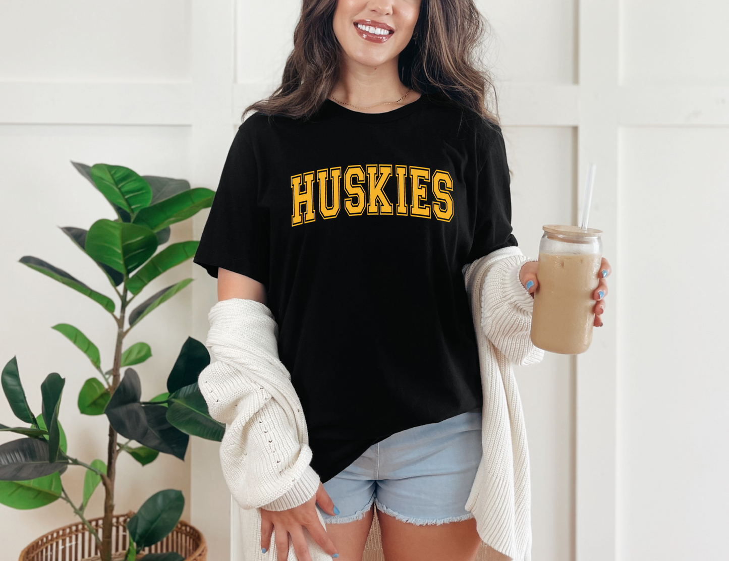 Huskies Arch T-shirt
