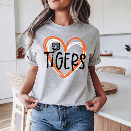 Tigers Love T-shirt