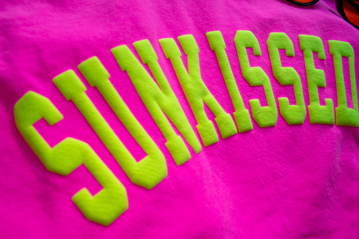 Sunkissed Puff Vinyl T-shirt