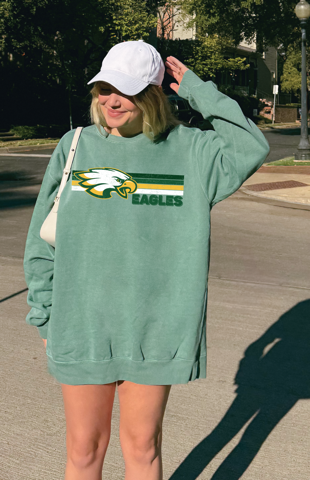 Eagles Vintage Linear Premium Sweatshirt