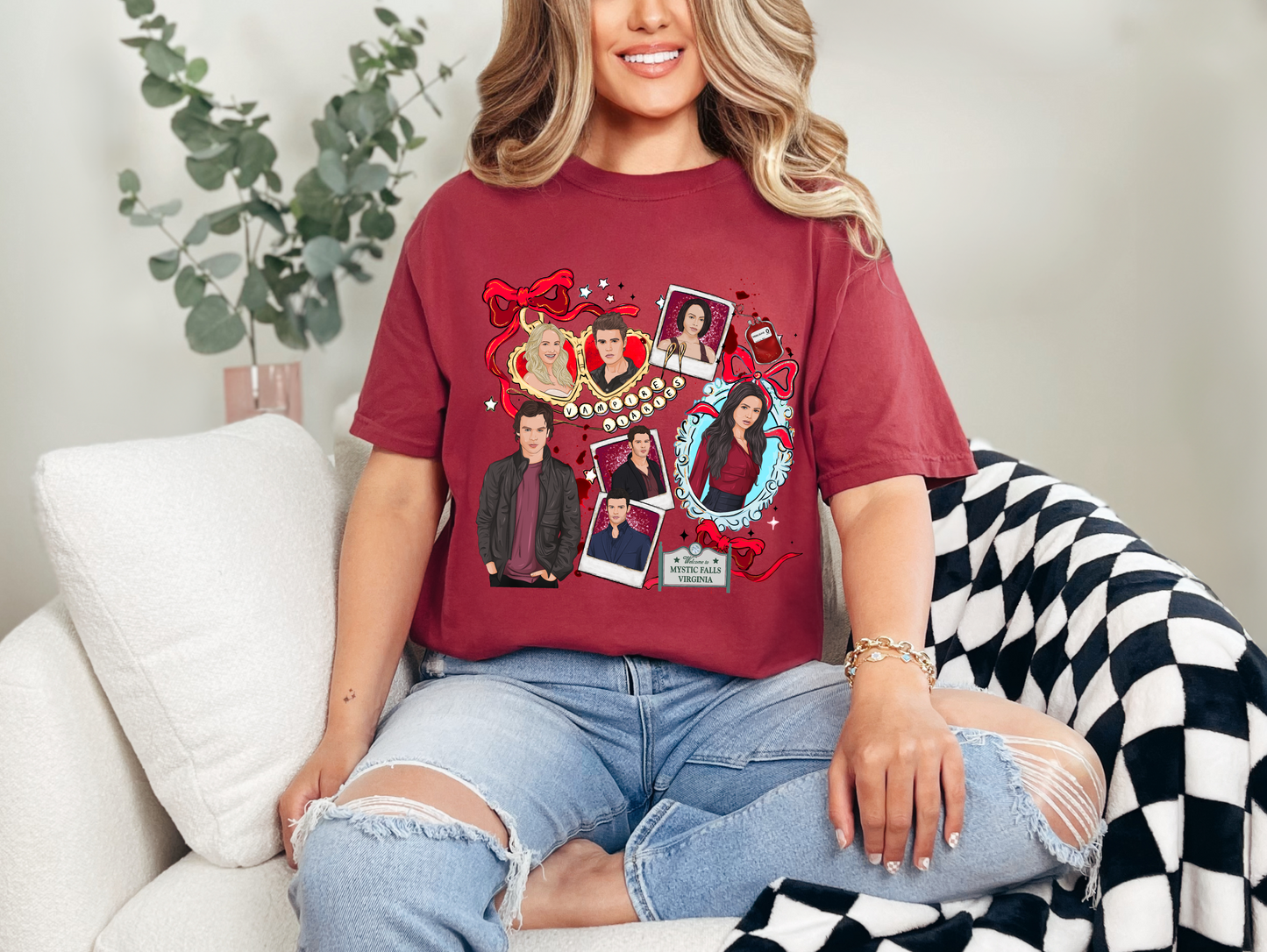 The Vampire Diaries Locket T-shirt