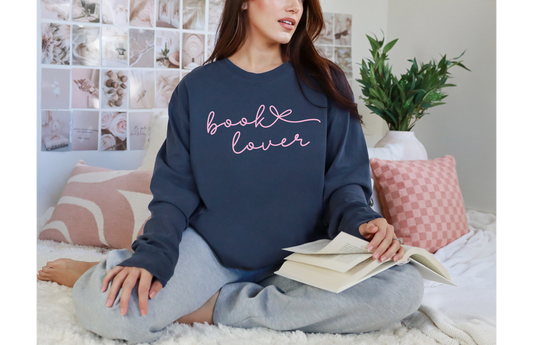 Book Lover T-shirt - Short or Long Sleeve