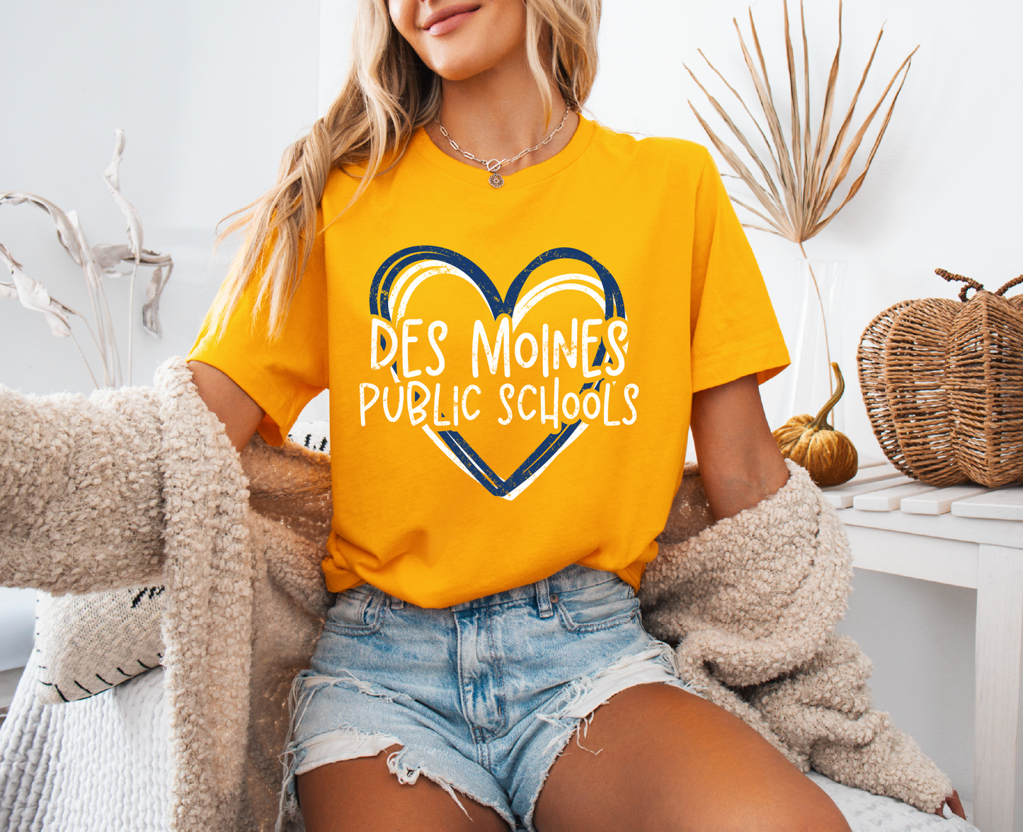 Loving Des Moines Public Schools T-Shirt