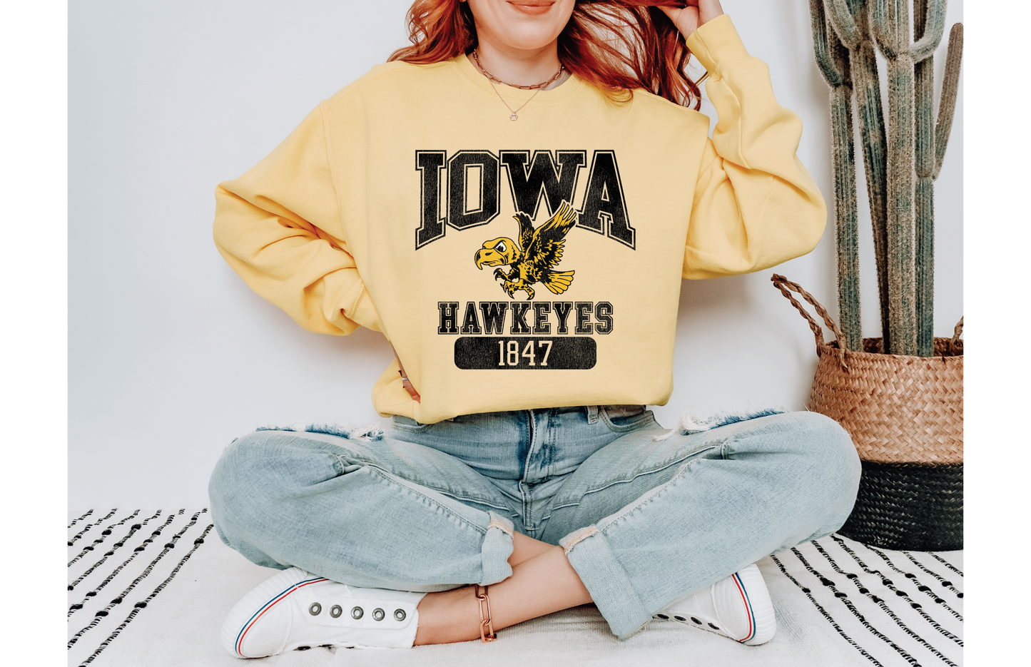 Iowa Hawkeyes Grunge Premium Sweatshirt