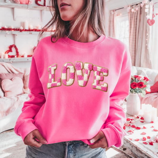 Love FAUX Yarn Sweatshirt